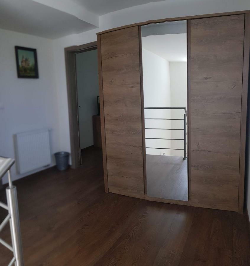 Vip Apartmany Zabnik Prievidza Zewnętrze zdjęcie